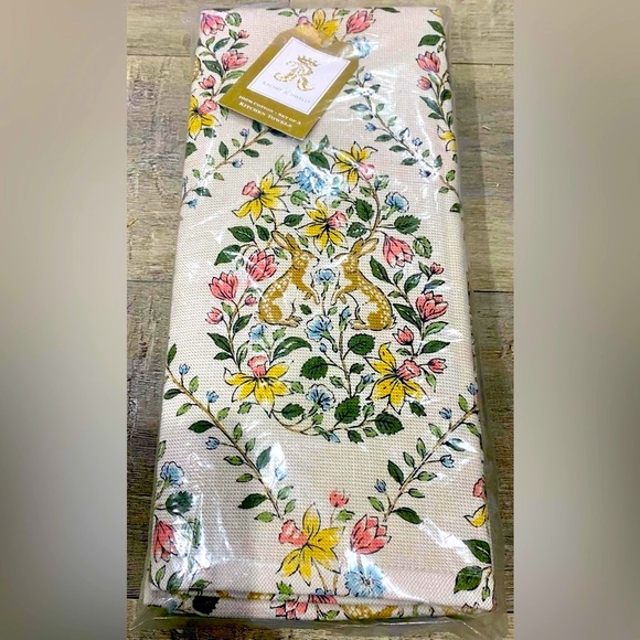 Rachel Ashwell Other - Rachel Ashwell Ivory Green Floral Easter Bunny Rabbits Cotton Kitchen Towel Set
